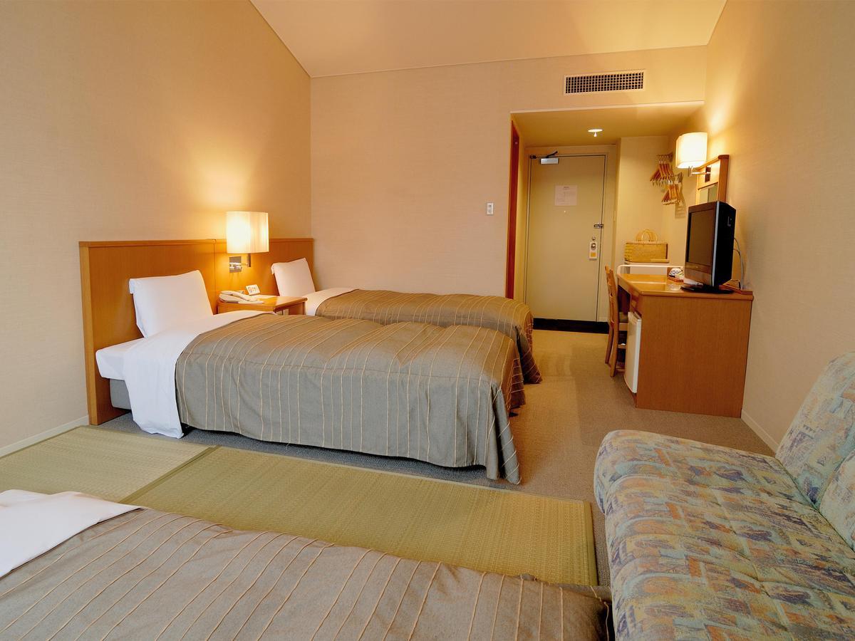 Hotel Folkloro Hanamakitowa Екстериор снимка